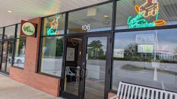 Sweet Finishes ice cream shop storefront on Snowden River Parkway in Columbia, Maryland